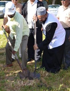 Bro. Shaukhat & Maulana Azad performing the Ground Breaking